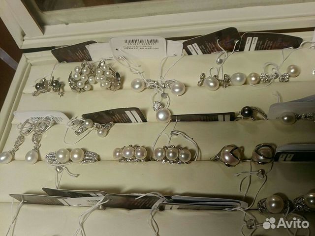 Серебряные серьги, кольца, броши с жемчугом Серебряные серьги, кольца, броши с жемчугом