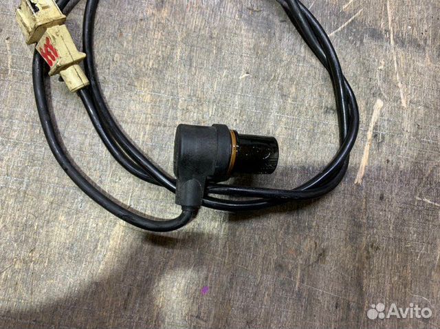 Датчик коленвала A0001580719 Мерседес вито W638