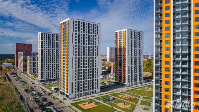 2-к квартира, 52 м², 1/25 эт.