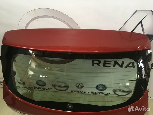 Крышка багажника Renault sandero 2 2014) Хэтчбек