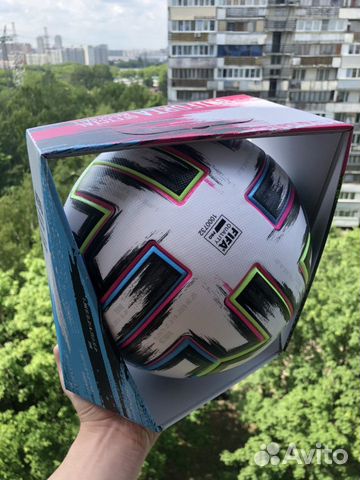 Футбольный мяч uniforia uefa euro 2020