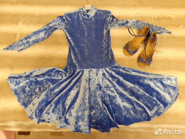 Рейтинговое платье для бальных танцев Рейтинговое платье для бальных танцев