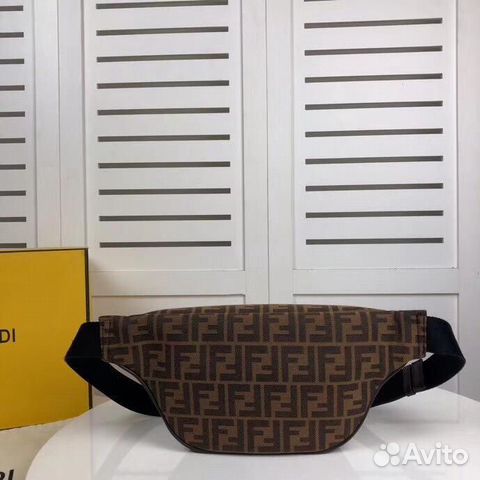 Новая сумка на пояс Fendi FF Новая сумка на пояс Fendi FF
