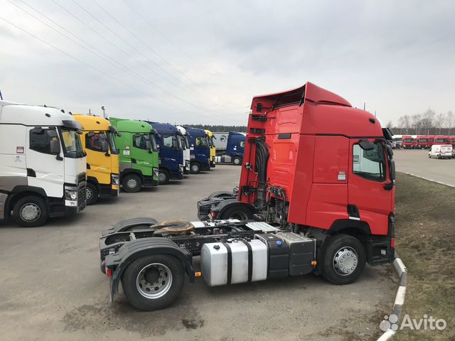 Седельный тягач Renault 2018г Евро 5 145 000 км Седельный тягач Renault 2018г Евро 5 145 000 км