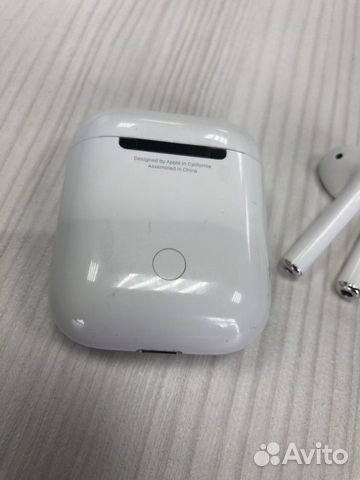 Беспроводные наушники AirPods 2 оригинал Беспроводные наушники AirPods 2 оригинал