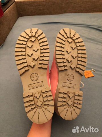 Розовые ботинки Timberland