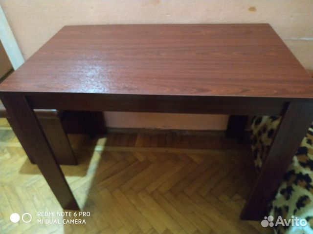 Стол и стулья Стол и стулья