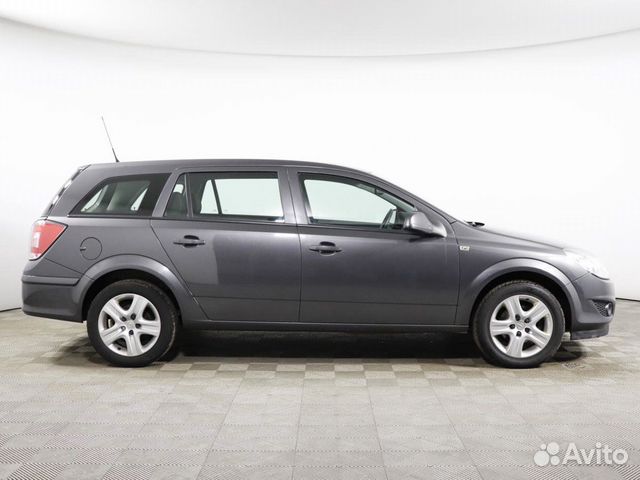 Opel Astra 1.6 МТ, 2011, 144 125 км Opel Astra 1.6 МТ, 2011, 144 125 км