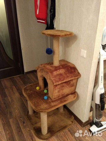 Кошкин дом с когтеточкой