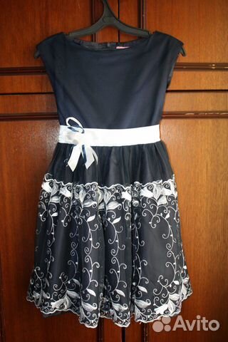 Платье нарядное р. 140-146 Платье нарядное р. 140-146