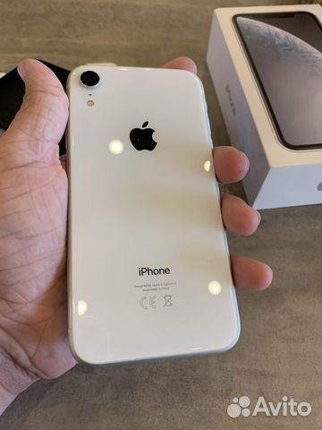 iPhone XR в идеале рст гарантия до 2021 white