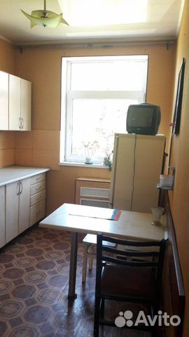 2-к квартира, 43 м², 3/3 эт.