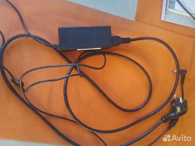 Зарядное устройство для ноутбука