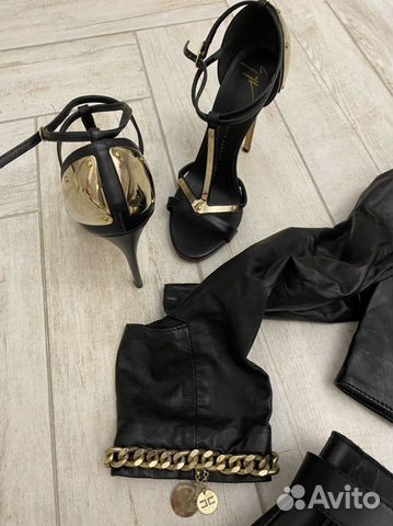 Куртка кожаная, укороченная Elisabetta Franchi