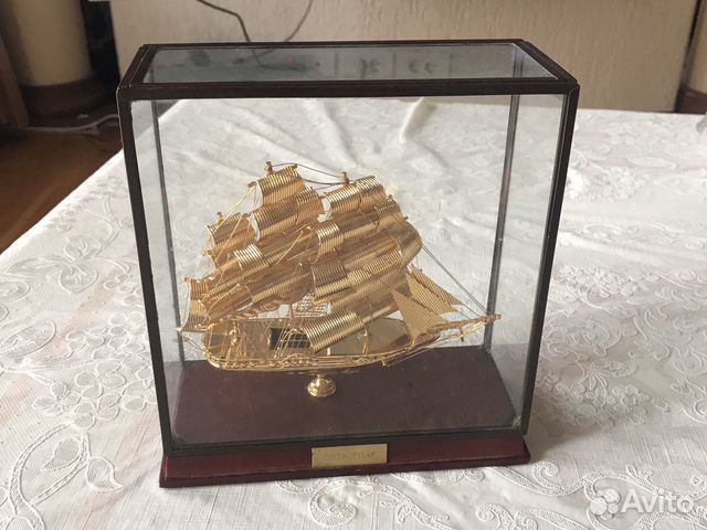 Фигурка парусник Фигурка парусник