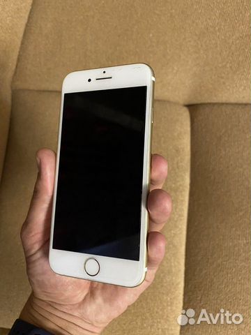 Телефон iPhone 7 Телефон iPhone 7
