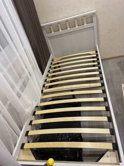 Кровать односпальная