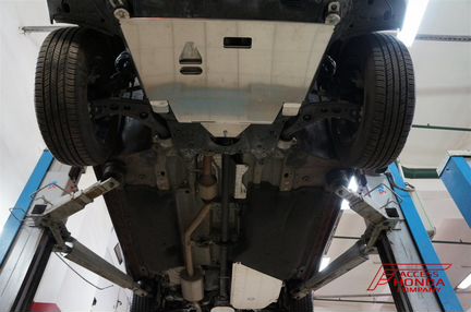 Защита двигателя Honda CR-V 5 (Алюминий 4 мм)