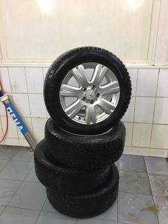 Продам зимние шипованные колеса Мерседес 225/55 r1