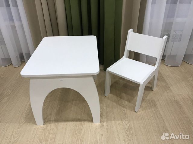Детский стол и стул