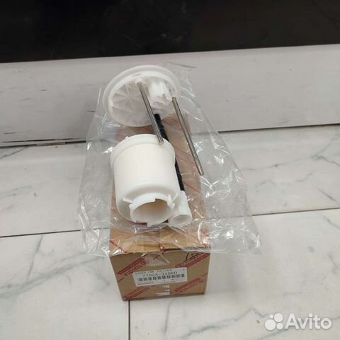 Фильтр топливный Toyota Camry V40 3.5 2006