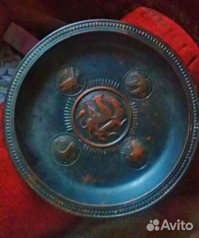 Настенная металлическая тарелка