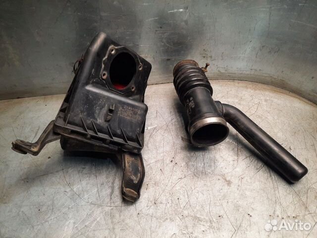 Subaru Legacy Outback B11 Корпус фильтра резонатор