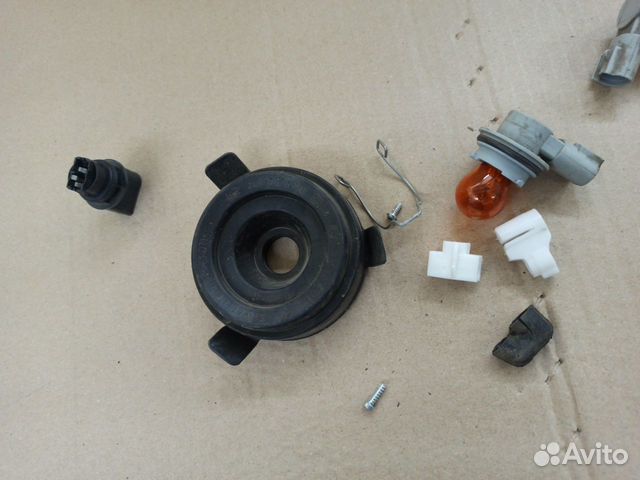 Цоколь поворотника газель