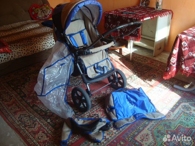 Продаю коляску 