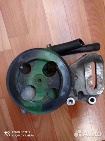 Насос гидроусилителя Mitsubishi pajero io