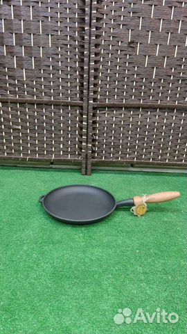 Чугунная сковорода блинная