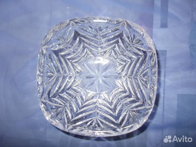 Салатницы и ваза хрустальные