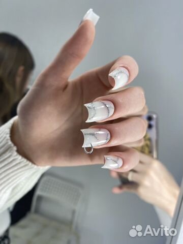Наращивание ногтей