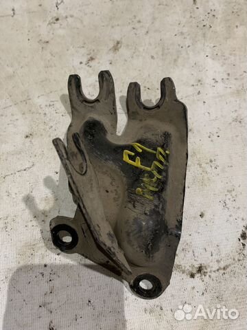 Кронштейн крепления троса кпп Ford Focus 2