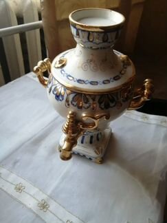 Фарфоровый самовар Гжель