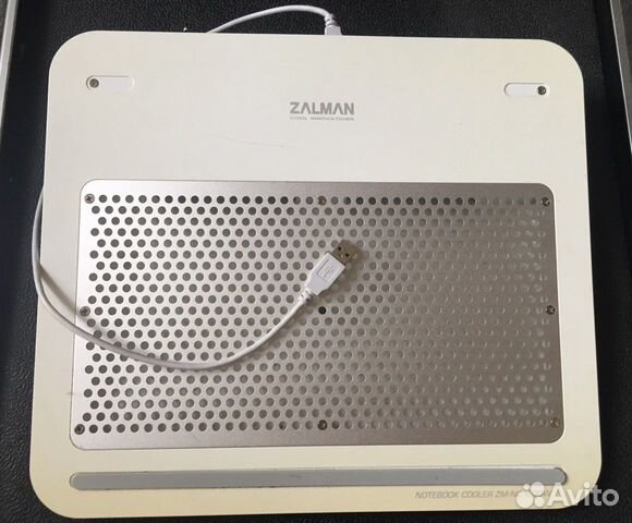 Охлаждающая подставка для ноутбука