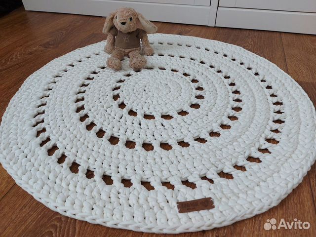 Коврик ручной работы