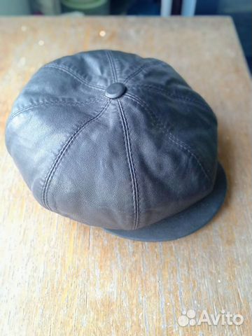 Кепка кожаная теплая с ушками