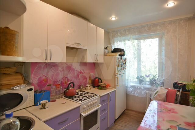 3-к. квартира, 65 м², 4/9 эт.