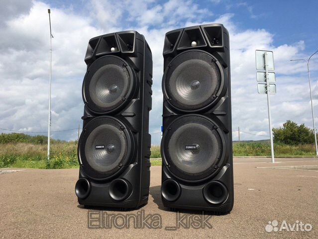 Портативная колонка с микрофоном