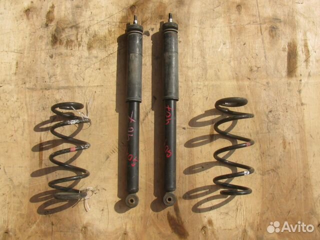 Амортизатор задний Honda Jazz Fit GD1