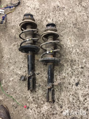Рено Сандеро степвэй амортизаторы передние