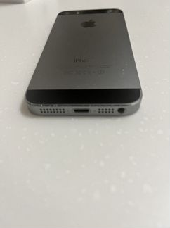 Телефон iPhone 5s