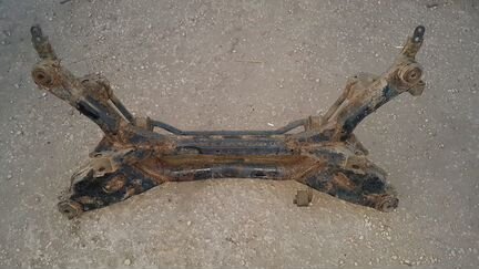 Подрамник задний mazda 6 gg