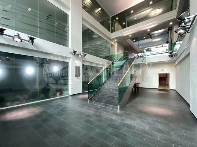 Офис 1686 м² в бц А кл.с паркингом на Ленинском пр