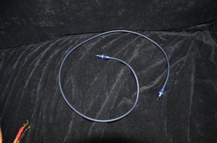 Кабель оптический Monster Cable USA