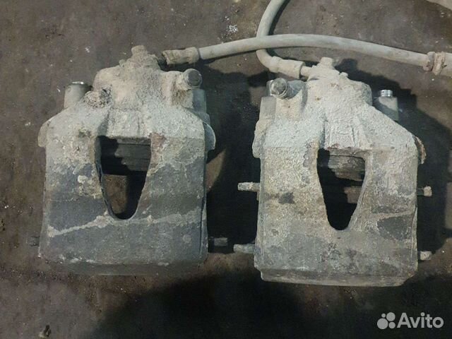 Передний правый суппорт шкода ети