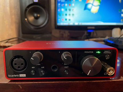 Внешняя звуковая карта focusrite Scarlett Solo 3rd