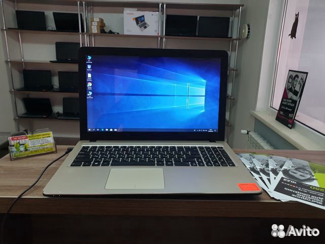 Нотбук почти новый