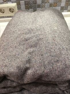 Шерстяной отрез ткани (6 м)